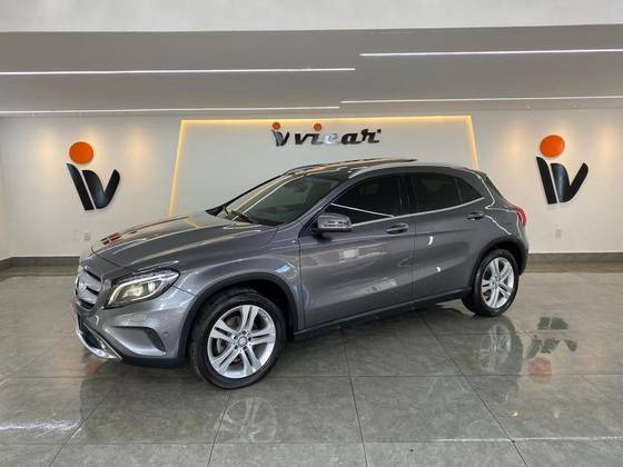 MERCEDES-BENZ GLA 200 1.6 CGI ADVANCE 16V TURBO FLEX 4P AUTOMÁTICO